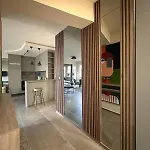 Appartement 2-bedroom Luxe With Free Parking By He-ra