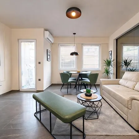 2-bedroom Luxe With Free Parking By He-ra * Skopje