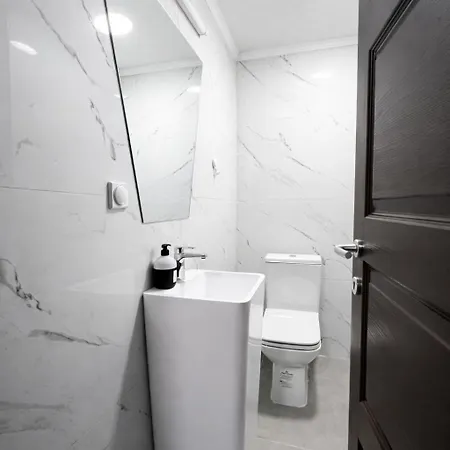 2-bedroom Luxe With Free Parking By He-ra 아파트 스코페