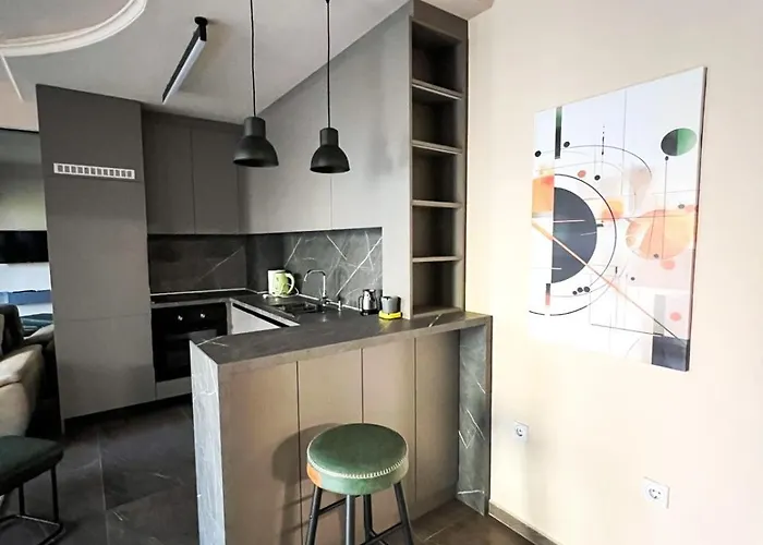 2-bedroom Luxe With Free Parking By He-ra Σκόπια