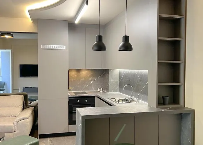 Appartement 2-bedroom Luxe With Free Parking By He-ra